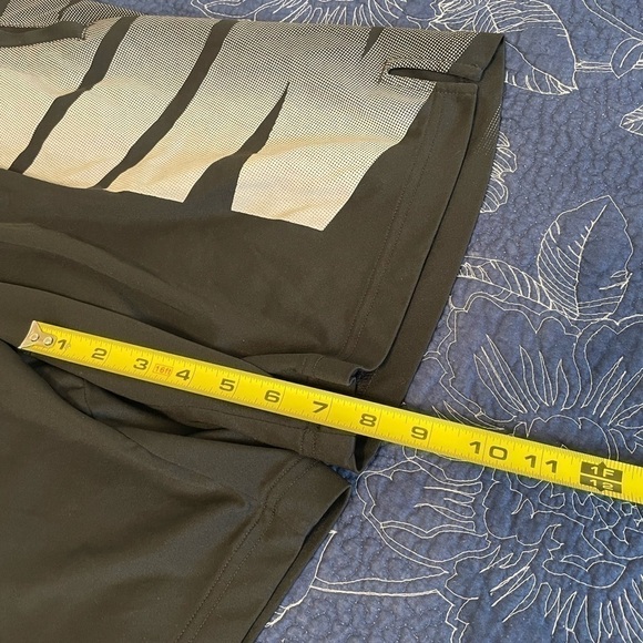NIKE Dri-Fit Shorts Black Size Medium - Picture 6 of 8